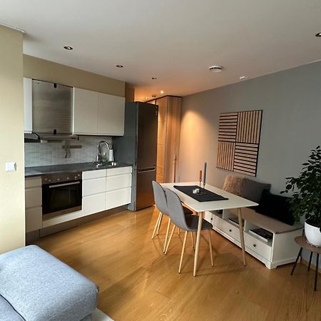 Urban And Quiet Apartment In City Centrum Tromsø Buitenkant foto